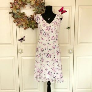💼 DKNY Romantic Floral V Neck Flutter Hem Dress